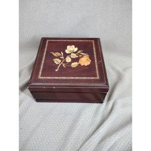 Wooden musical Jewlery box